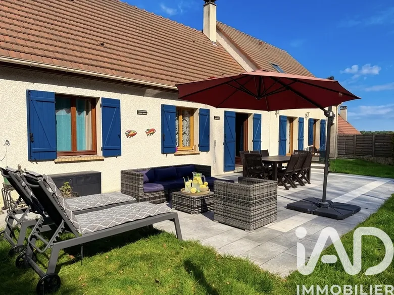Maison 8 pièces 153 m² · à Pont-Sainte-Maxence · 153 m² · 375 000 €