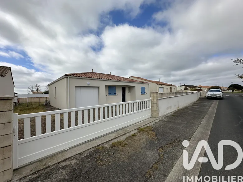 Maison 5 pièces 74 m² · à Angles · 74,1 m² · 260 000 €