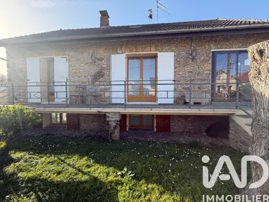 Apartment in Mennecy (91540)