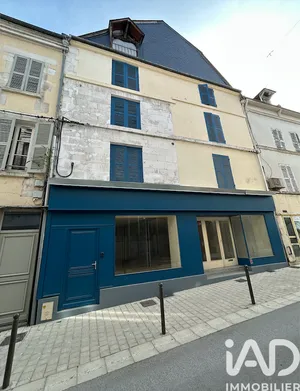 Building in Tonnerre (89700)