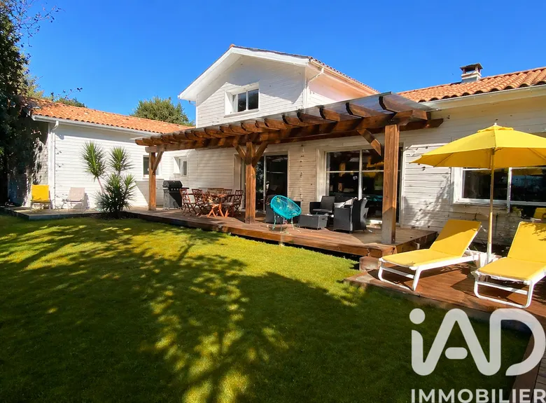 Maison 8 pièces 190 m² · à Labenne · 190 m² · 889 000 €