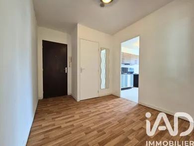 Apartment in Évry (91000)