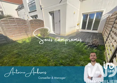 Apartment in Saint-Pierre-du-Perray (91280)