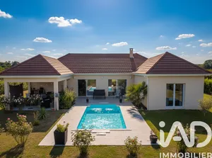 House in Estivareilles (03190)