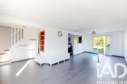Maison à Chanteloup-les-Vignes (78570)