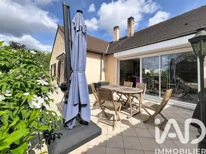 Maison traditionnelle à Tournan-en-Brie (77220)