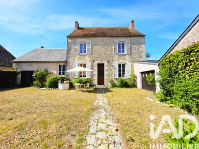 House in Louville-la-Chenard (28150)