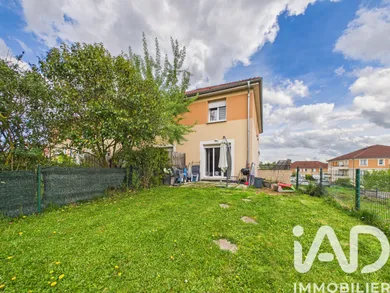 Duplex à Neuves-Maisons (54230)