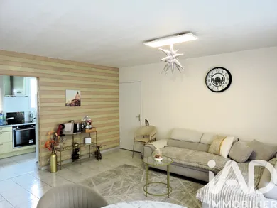 Apartment in Montigny-le-Bretonneux (78180)