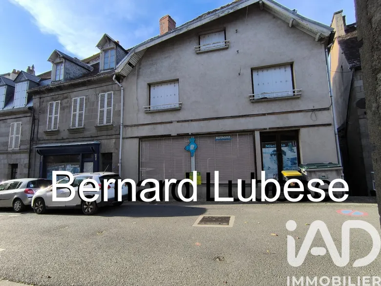 Maison 10 pièces 265 m² · à Felletin · 265 m² · 91 000 €