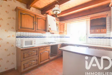House in Nant (12230)