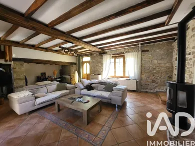 House in La Brosse-Montceaux (77940)