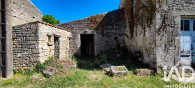 Maison de village à Saint-Georges-de-Longuepierre (17470)