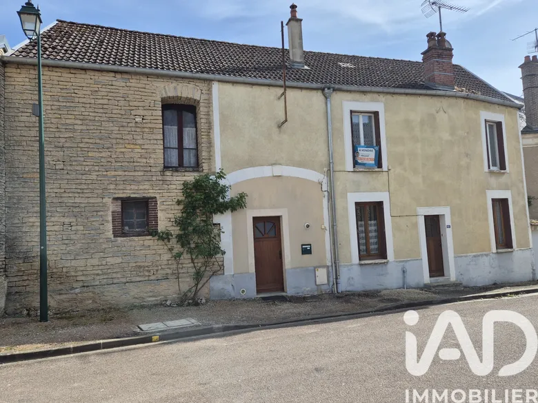 Maison 4 pièces 97 m² · à Chassignelles · 97 m² · 85 000 €