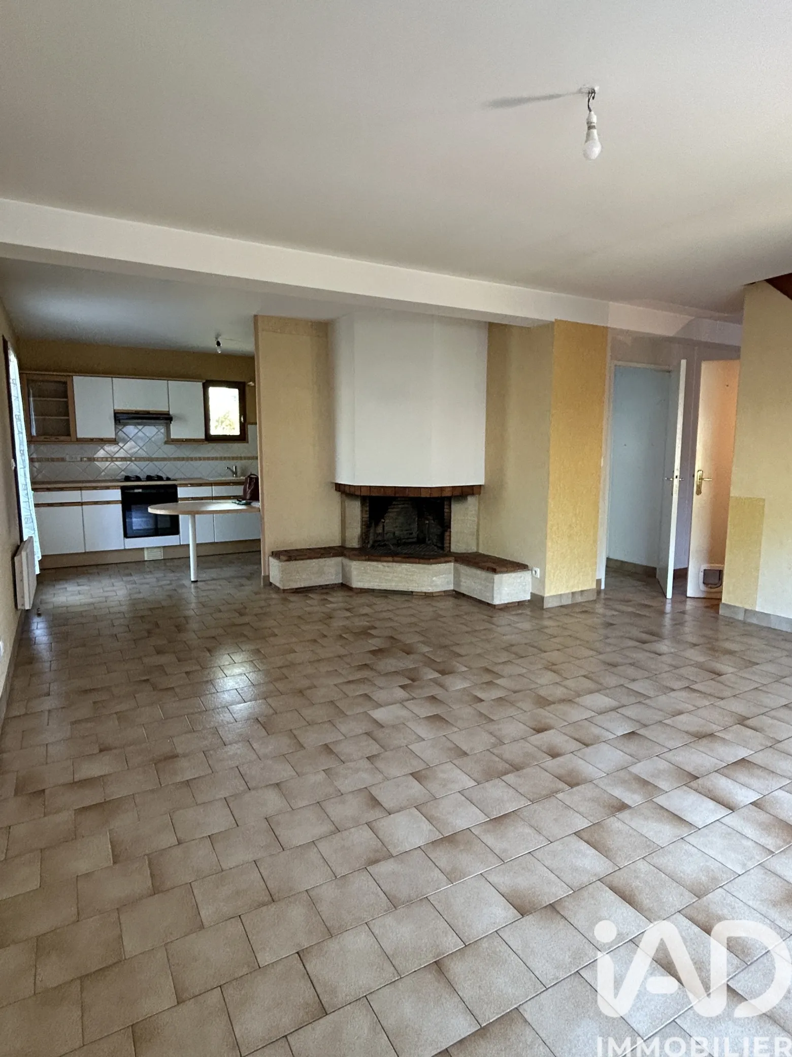 Vente maison à Bourges (18000) : maison 5 pièces 106 m² - 2002920 — 3
