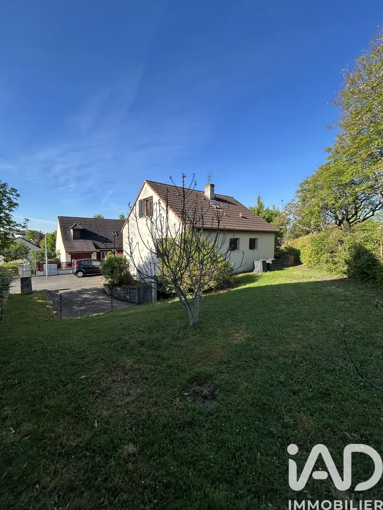 Maison 5 pièces 106 m² · à Bourges · 106 m² · 184 500 €