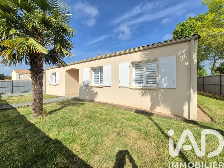 Maison 5 pièces 88 m² · à Bellevigny · 88 m² · 255 000 €