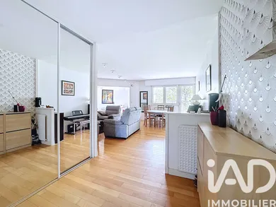 Apartment in Rennes (35700)