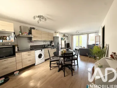 Apartment in Melun (77000)
