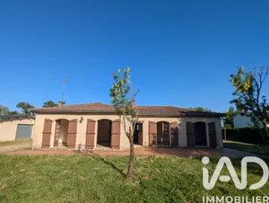 Maison de campagne à Chamadelle (33230)