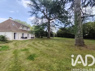 Architectural house in Longpont-sur-Orge (91310)