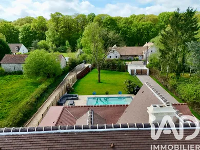 Architectural house in Grosrouvre (78490)