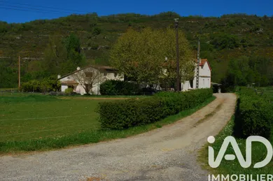 Farm in Dun (09600)
