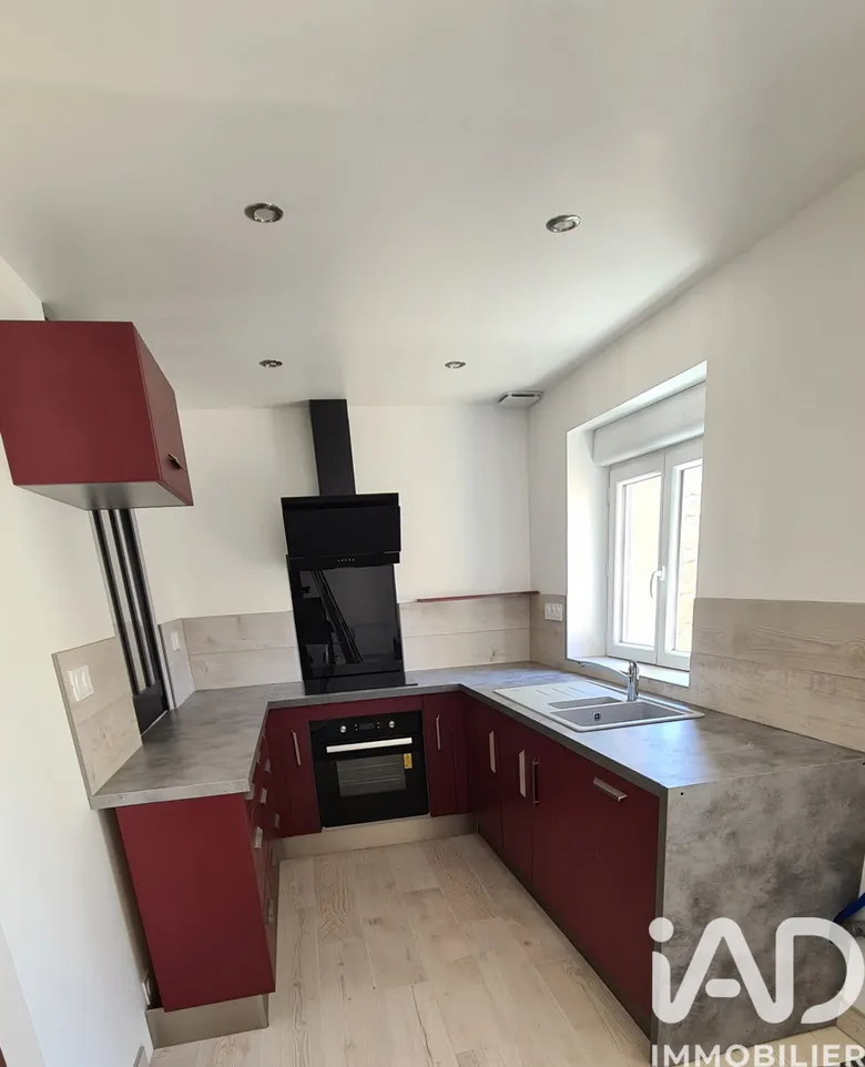 Maison 3 pièces 72 m² · à Gy-les-Nonains · 72 m² · 95 000 €