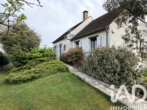 House in Varennes-Jarcy (91480)