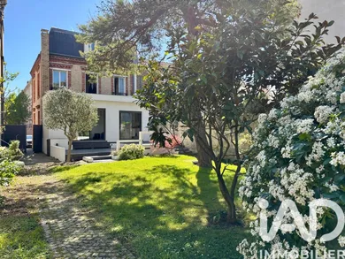 Townhouse in Clamart (92140)