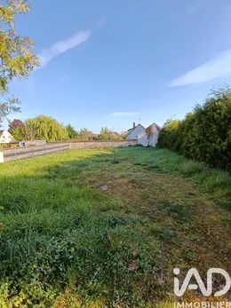 Terrain à bâtir à Chichery (89400)