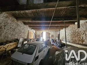 Maison de village à Creissan (34370)