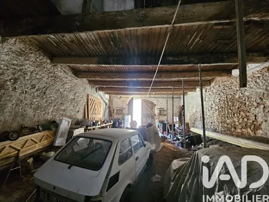 Maison de village à Creissan (34370)