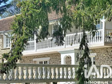 Domain in Montfort-l'Amaury (78490)