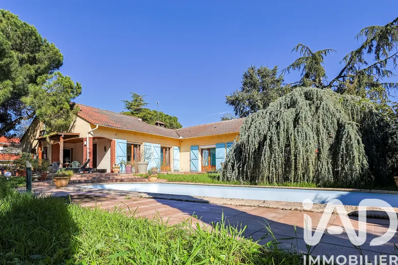 Vente maison à Toulouse (31200) : maison 8 pièces 250 m² — 4