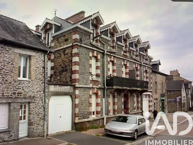 Building in Dol-de-Bretagne (35120)