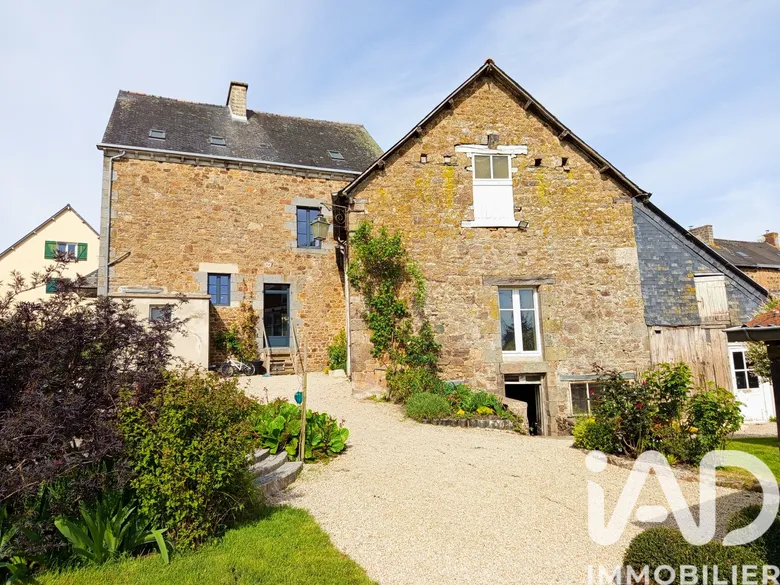 Maison 7 pièces 201 m² · à Bécherel · 201 m² · 393 000 €