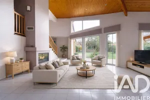 Architectural house in Tournefeuille (31170)