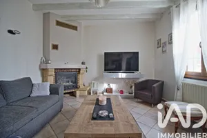 House in Saint-Martin-sur-le-Pré (51520)