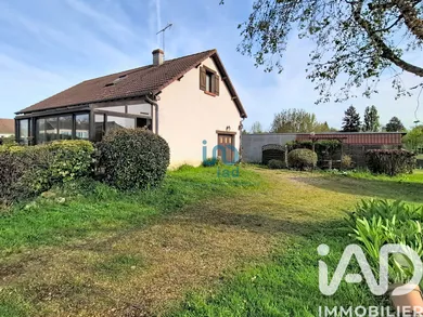 Traditional house in Saint-Martin-sur-Ocre (45500)