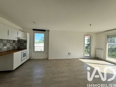 Apartment in Corbeil-Essonnes (91100)