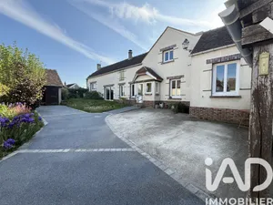 Longere in Villeblevin (89340)