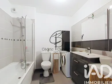 Appartement à Roissy-en-Brie (77680)