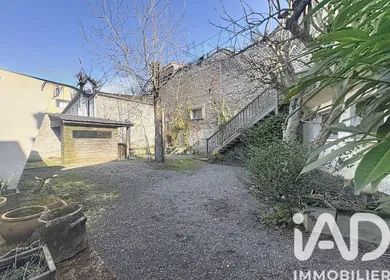 Townhouse in Pau (64000)