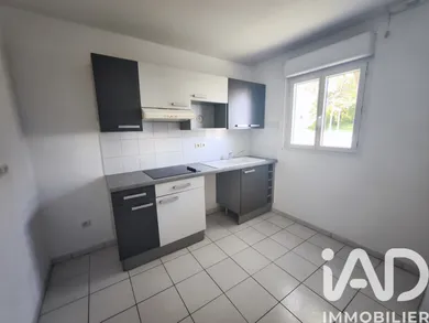 Maison traditionnelle à Chauray (79180)