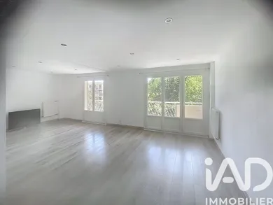 Apartment in Toulon (83100)