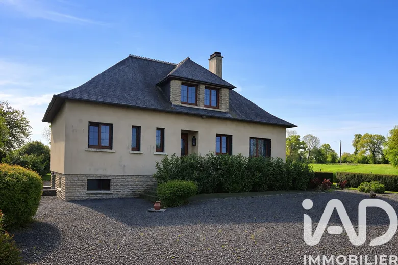 Maison 6 pièces 122 m² · à Castillon · 122 m² · 258 000 €