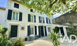 Townhouse in Sainte-Cécile-les-Vignes (84290)