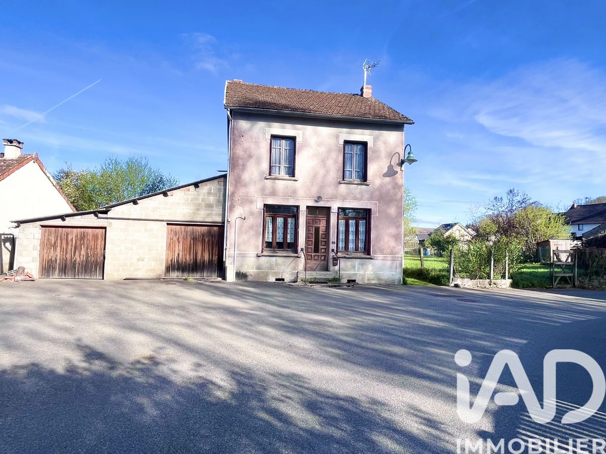 Vente maison à Giat (63620) : maison 6 pièces 105 m²