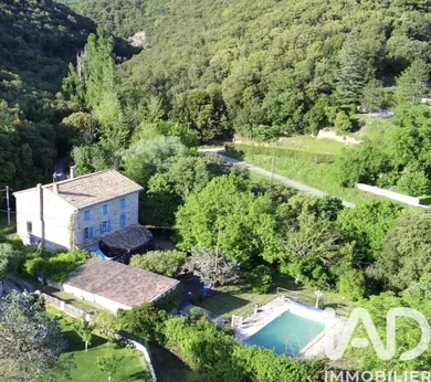 Maison de campagne à Viviers (07220)
